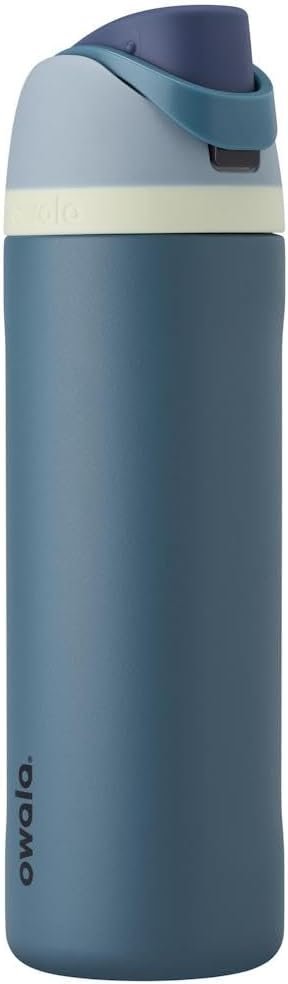 41u-QiRRq4L._AC_SL1000_ Owala FreeSip - Botella de agua aislada de acero inoxidable con popote, botella de agua deportiva sin BPA, ideal para viajes, 24 onzas, mezclilla